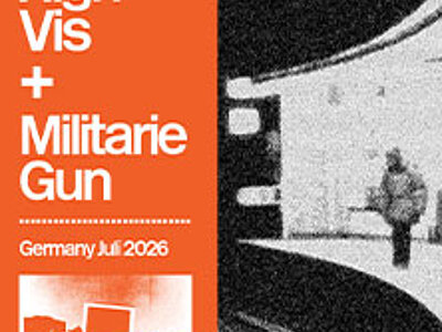 Image: High Vis & Militarie Gun